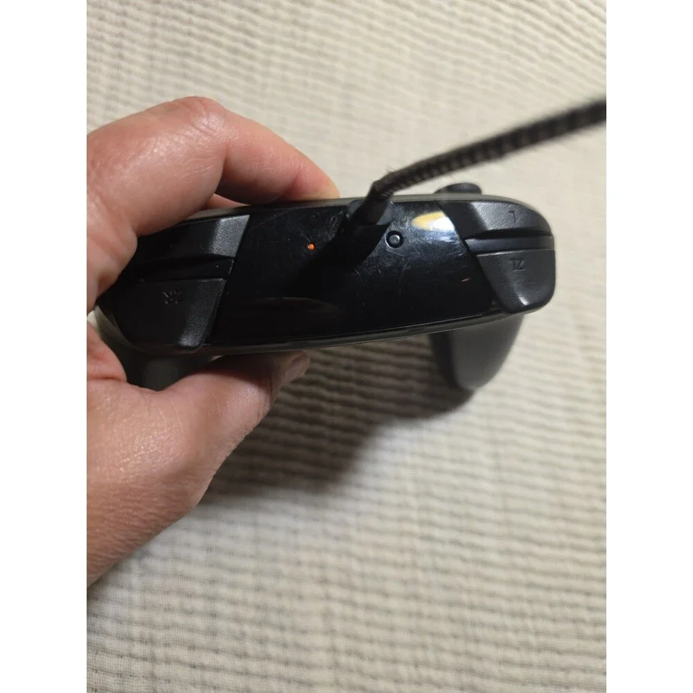 Nintendo Switch Pro Controller HAC-013 Authentic Black For Parts Or Repair FPOR